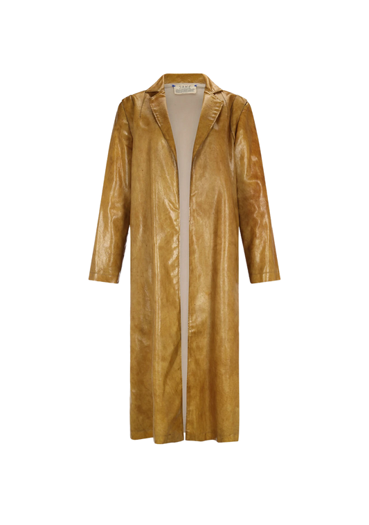 Front image of the Sauce Coat with minimalist cut and warm caramel hue, photographed in Paris, France – a slow fashion essential from My Paloma.